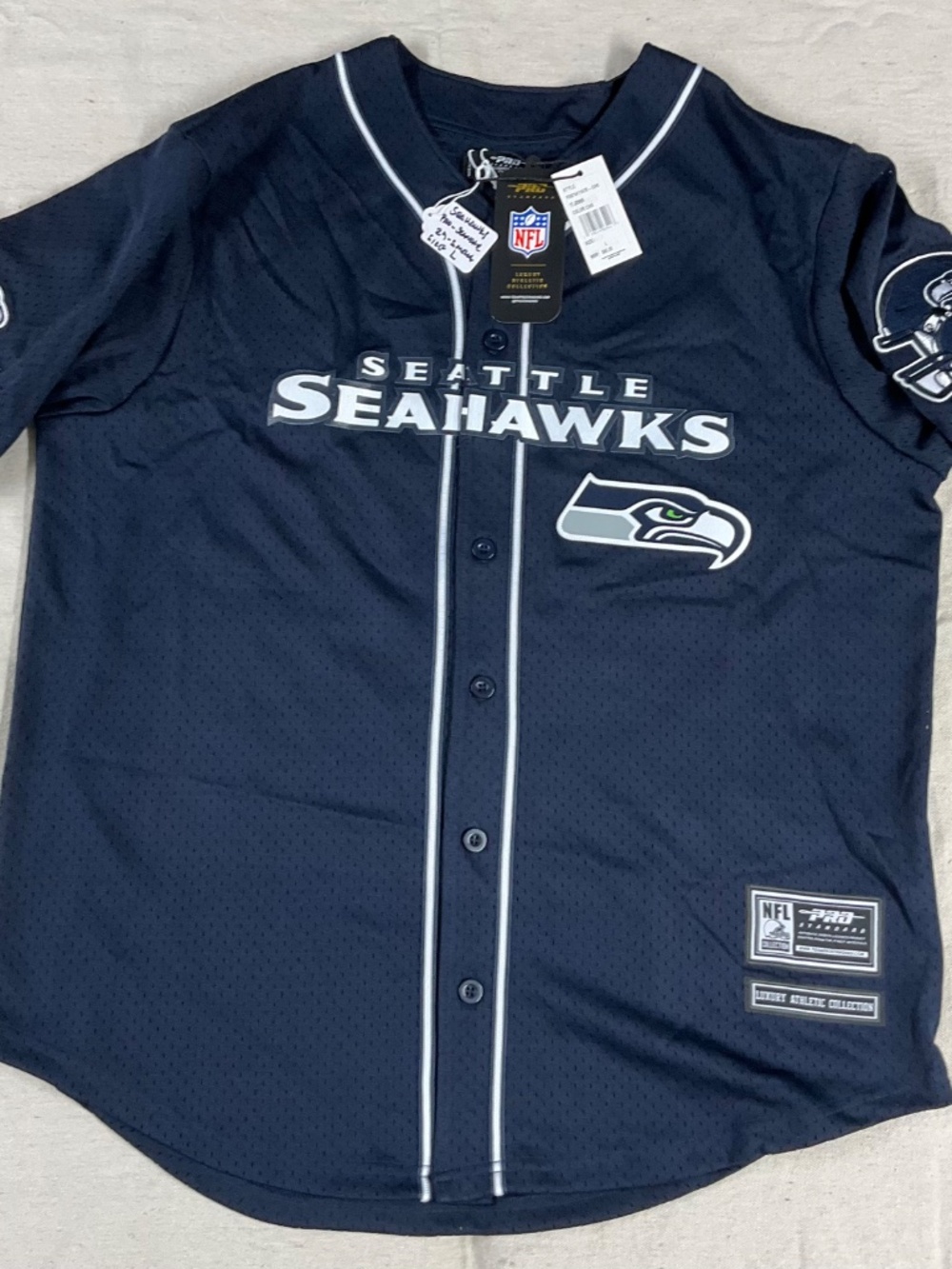 NFL SEATTLE SEAHAWKS CLASSIC MEN'S MESH BUTTON DOWN SHIRT SIZE L